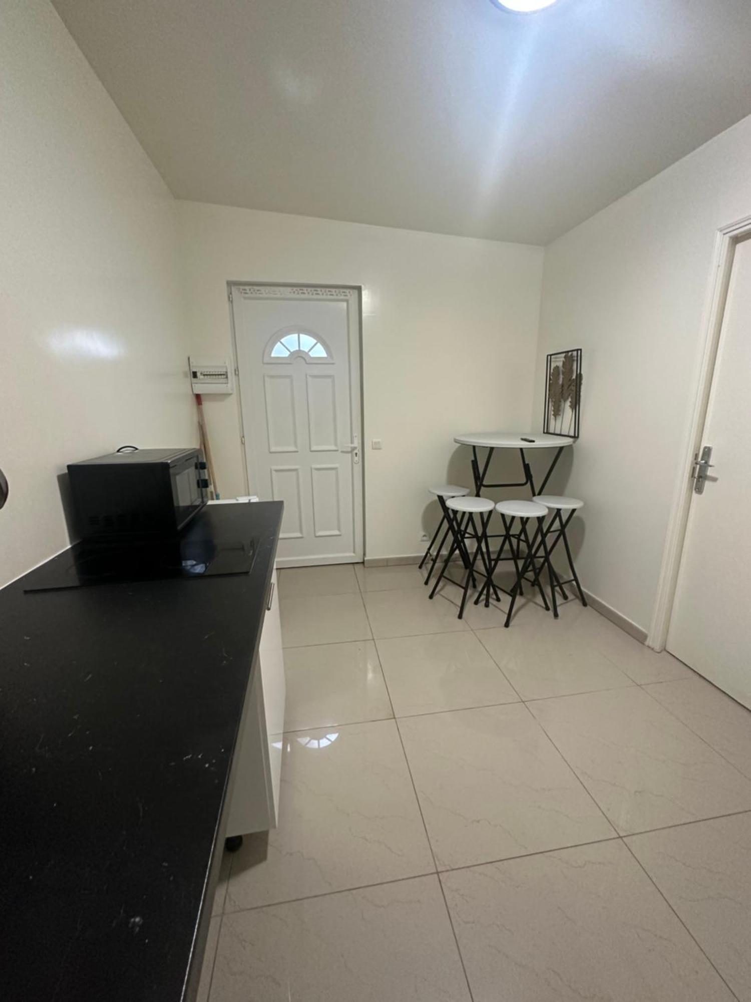 Appartement Beau Livry Exteriör bild
